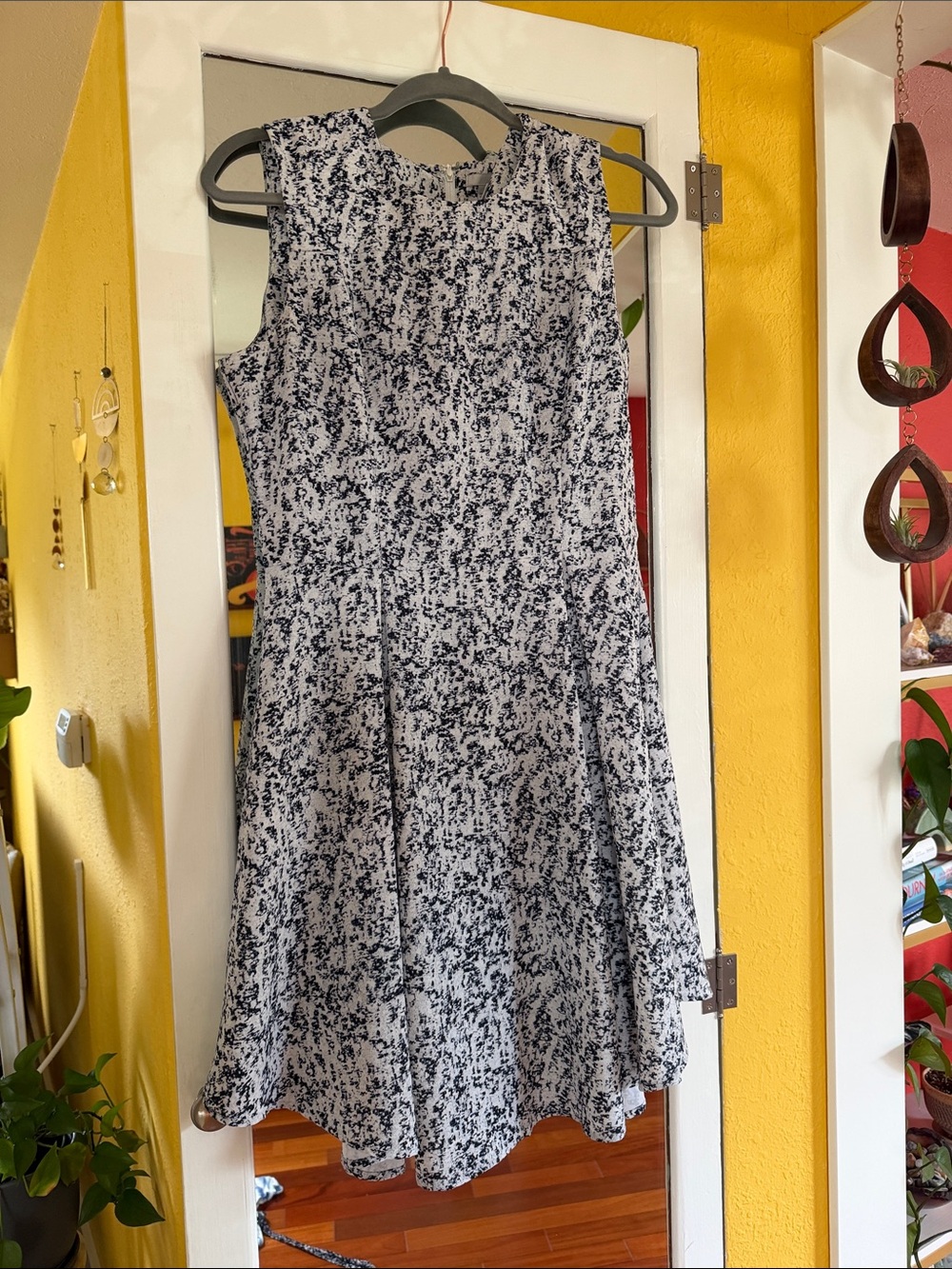 H&M Black and White Sleeveless Fit-and-Flare Mini Dress